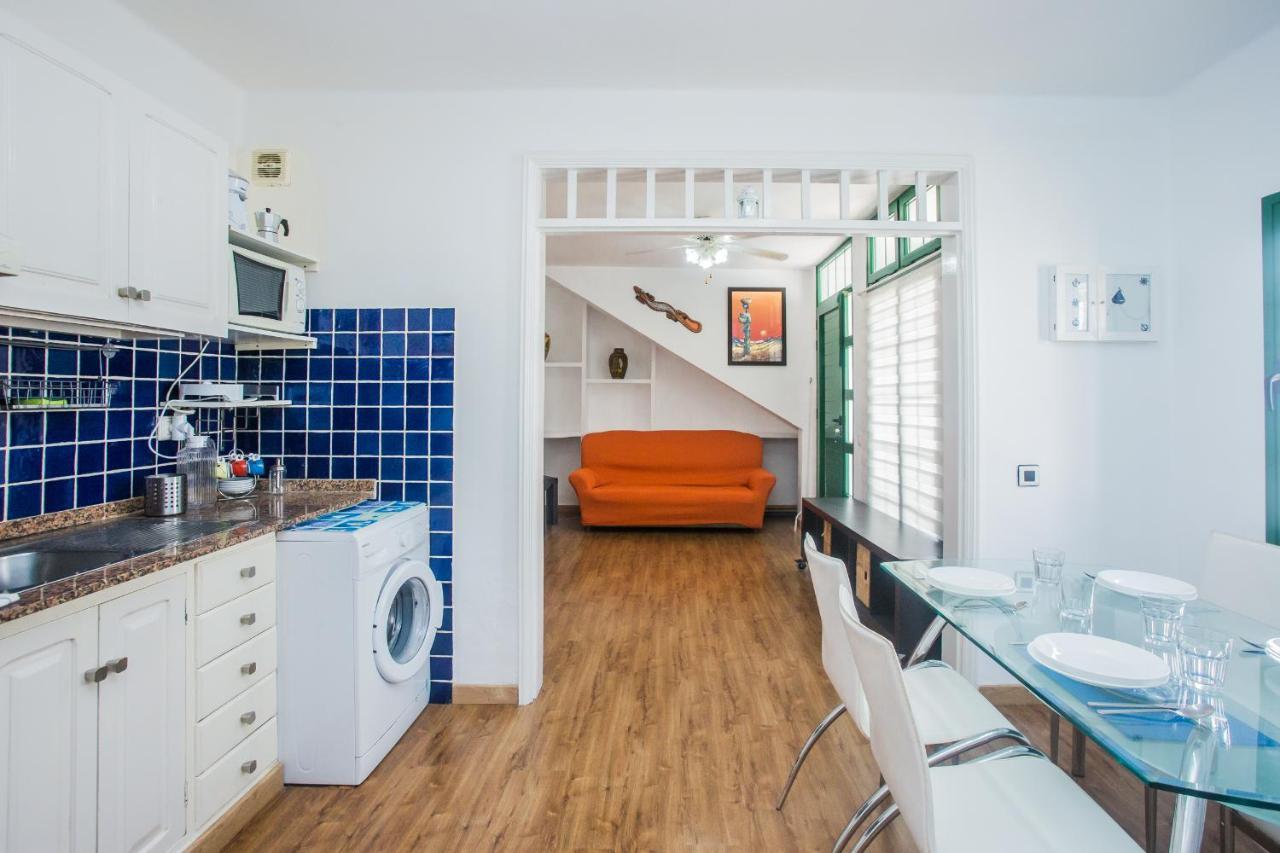 Apartamentos Haria En Puerto Del Carmen Tías Екстериор снимка