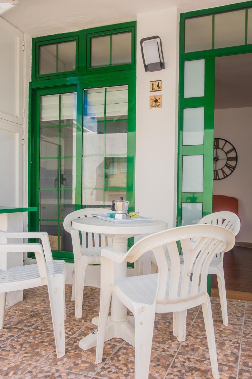 Apartamentos Haria En Puerto Del Carmen Tías Екстериор снимка