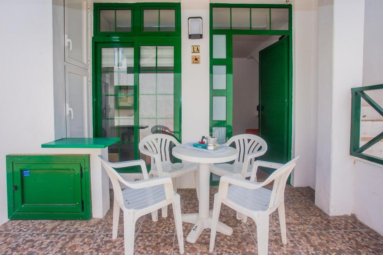 Apartamentos Haria En Puerto Del Carmen Tías Екстериор снимка