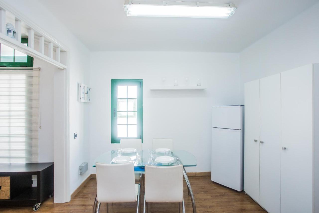 Apartamentos Haria En Puerto Del Carmen Tías Екстериор снимка