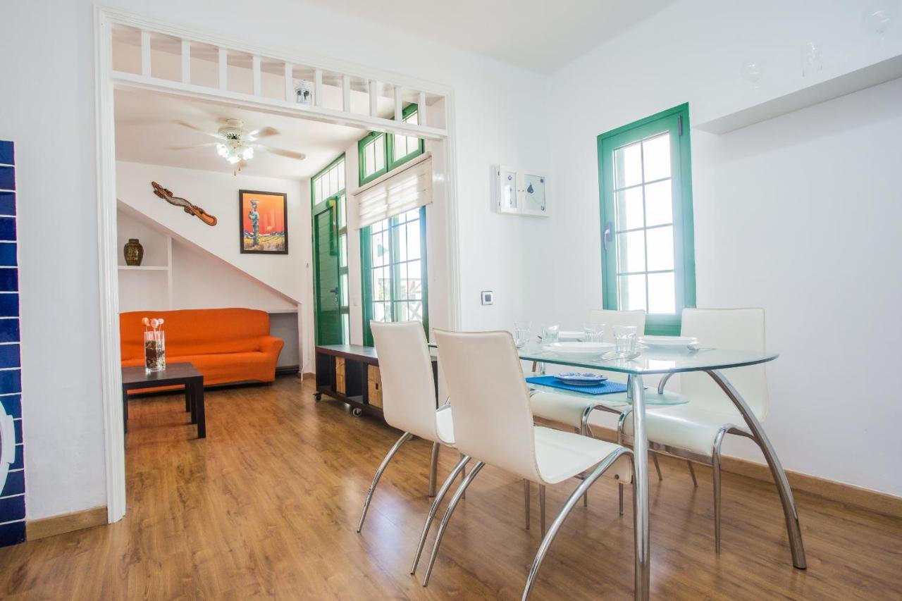 Apartamentos Haria En Puerto Del Carmen Tías Екстериор снимка