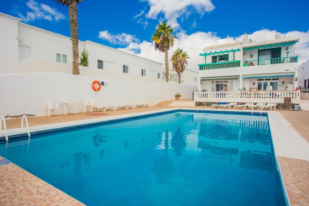 Apartamentos Haria En Puerto Del Carmen Tías Екстериор снимка