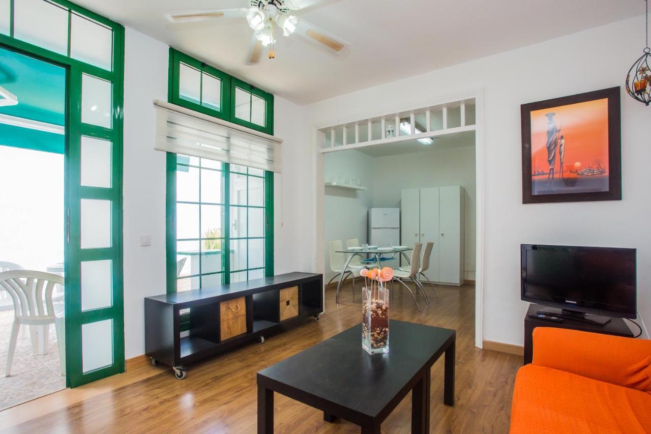 Apartamentos Haria En Puerto Del Carmen Tías Екстериор снимка